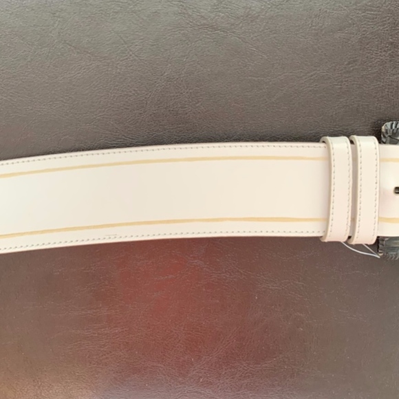 NWOT Fendi White Leather Belt - Picture 7 of 8